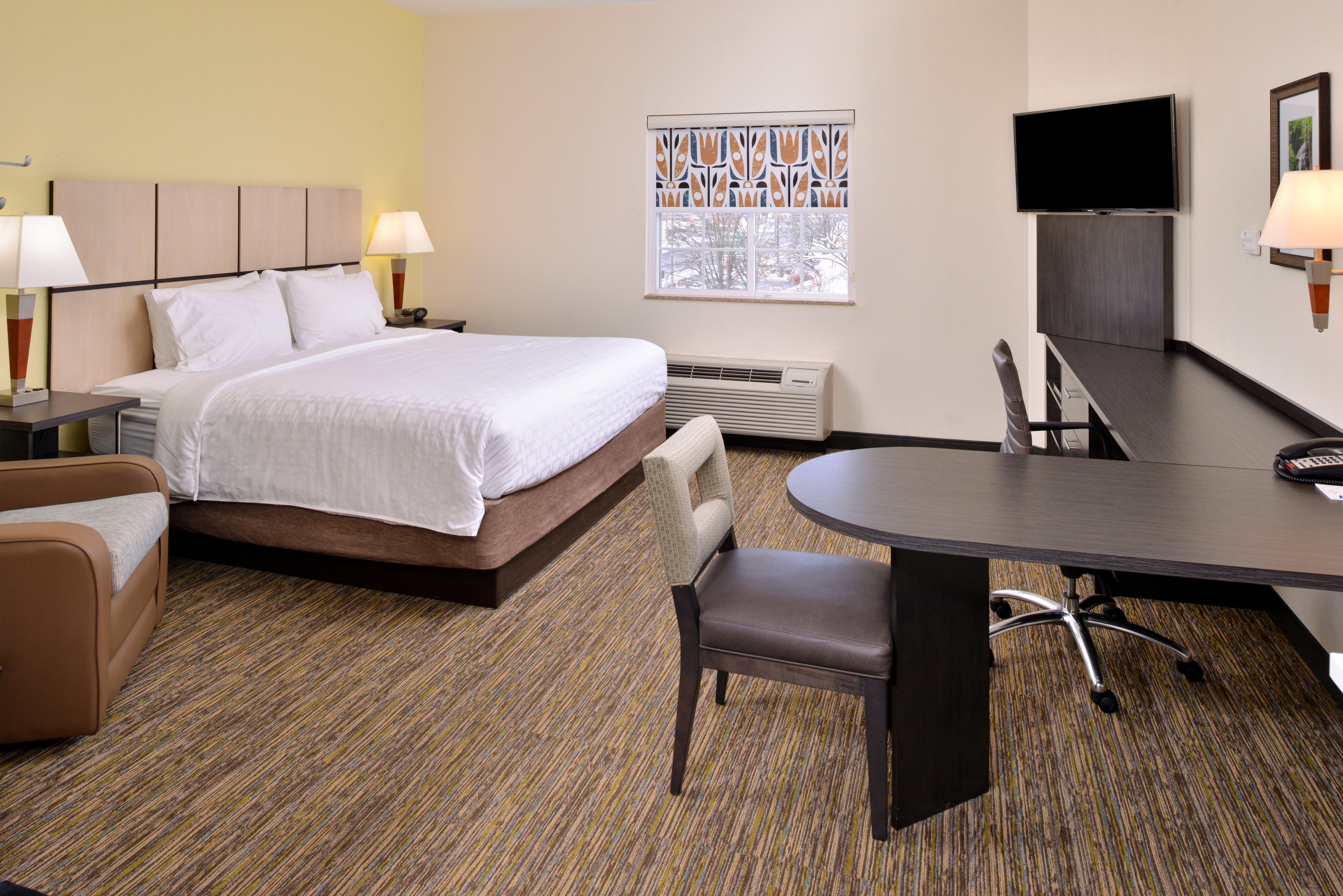 Candlewood Suites Winchester By Ihg Bagian luar foto