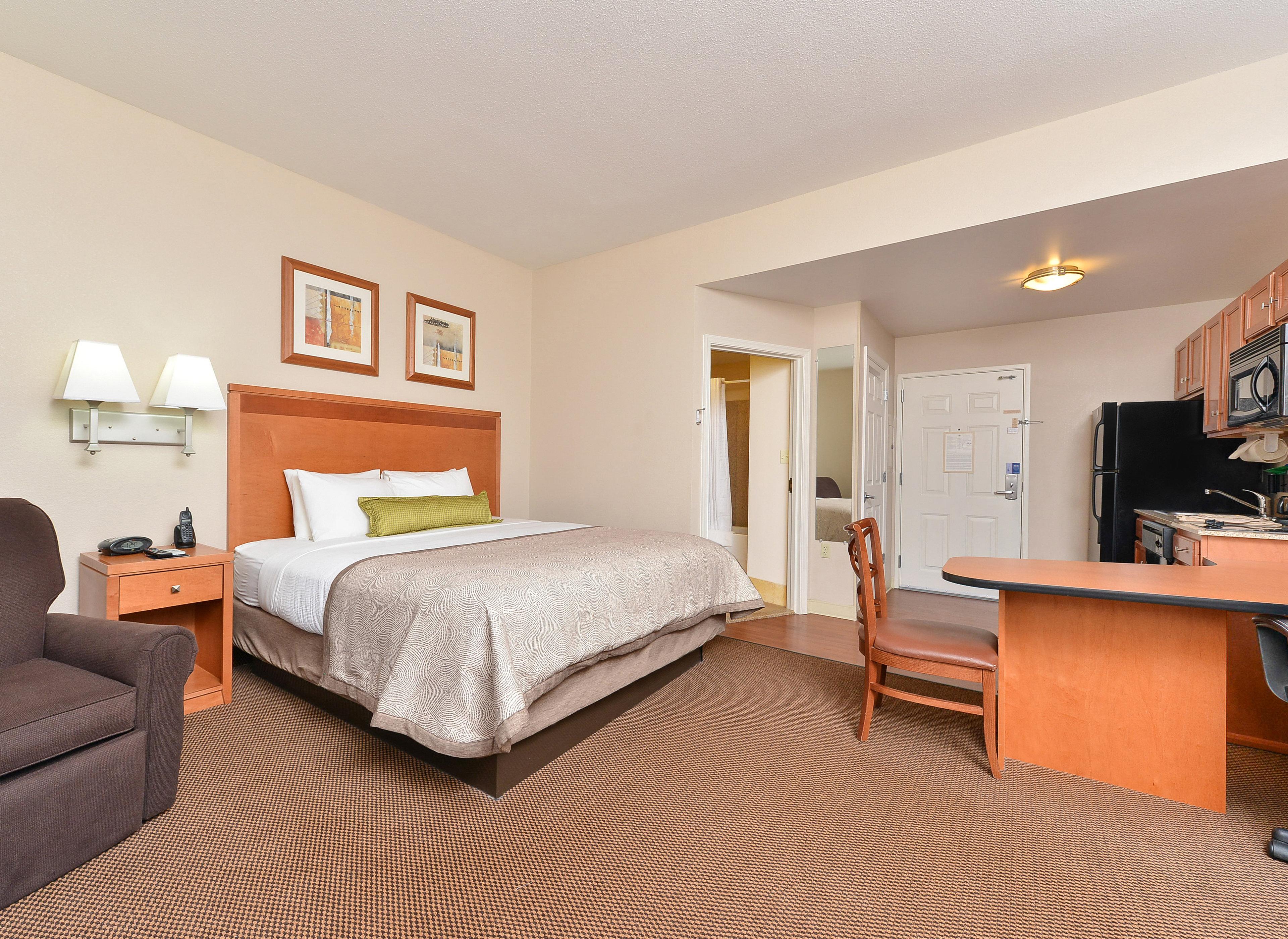Candlewood Suites Winchester By Ihg Bagian luar foto