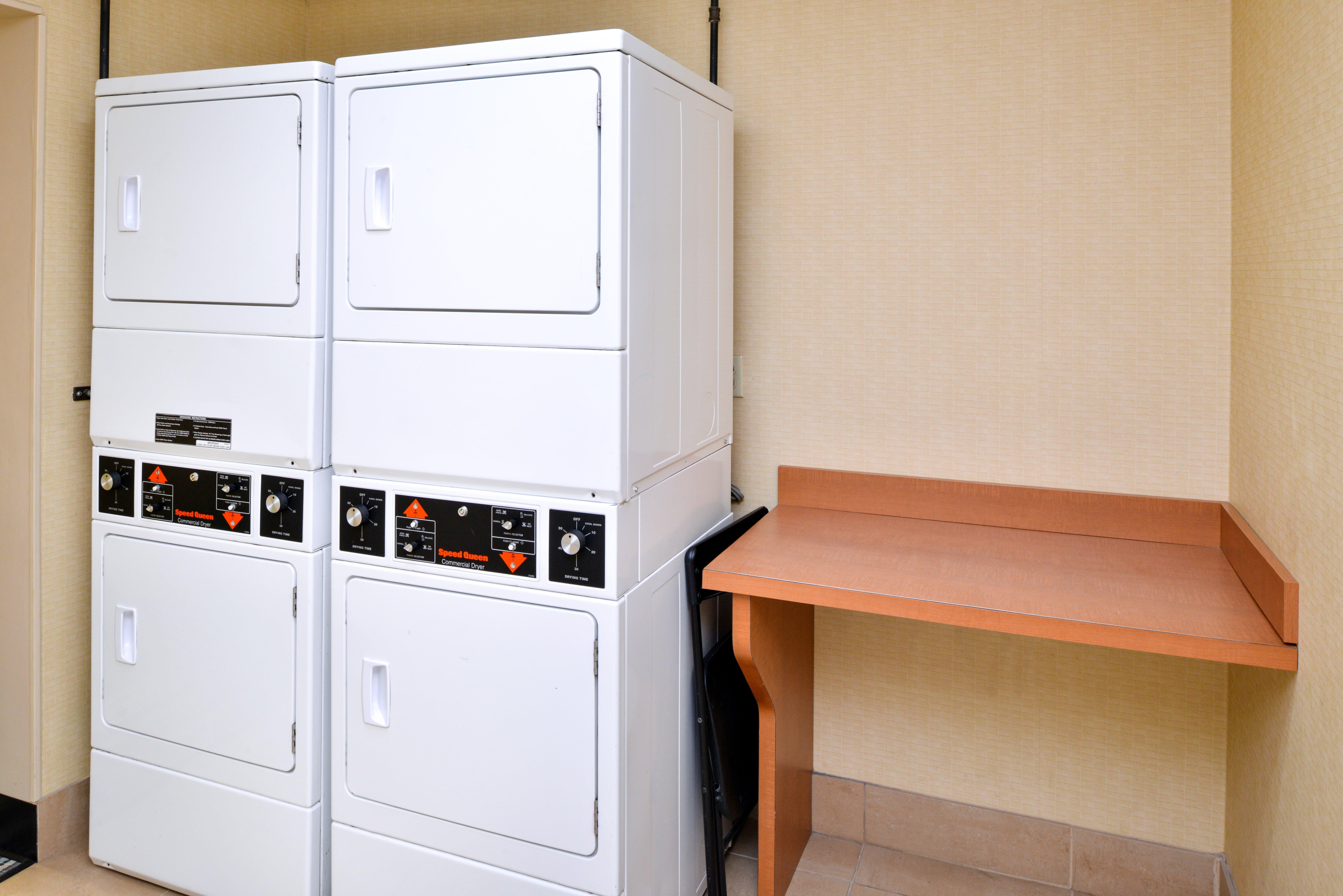 Candlewood Suites Winchester By Ihg Bagian luar foto