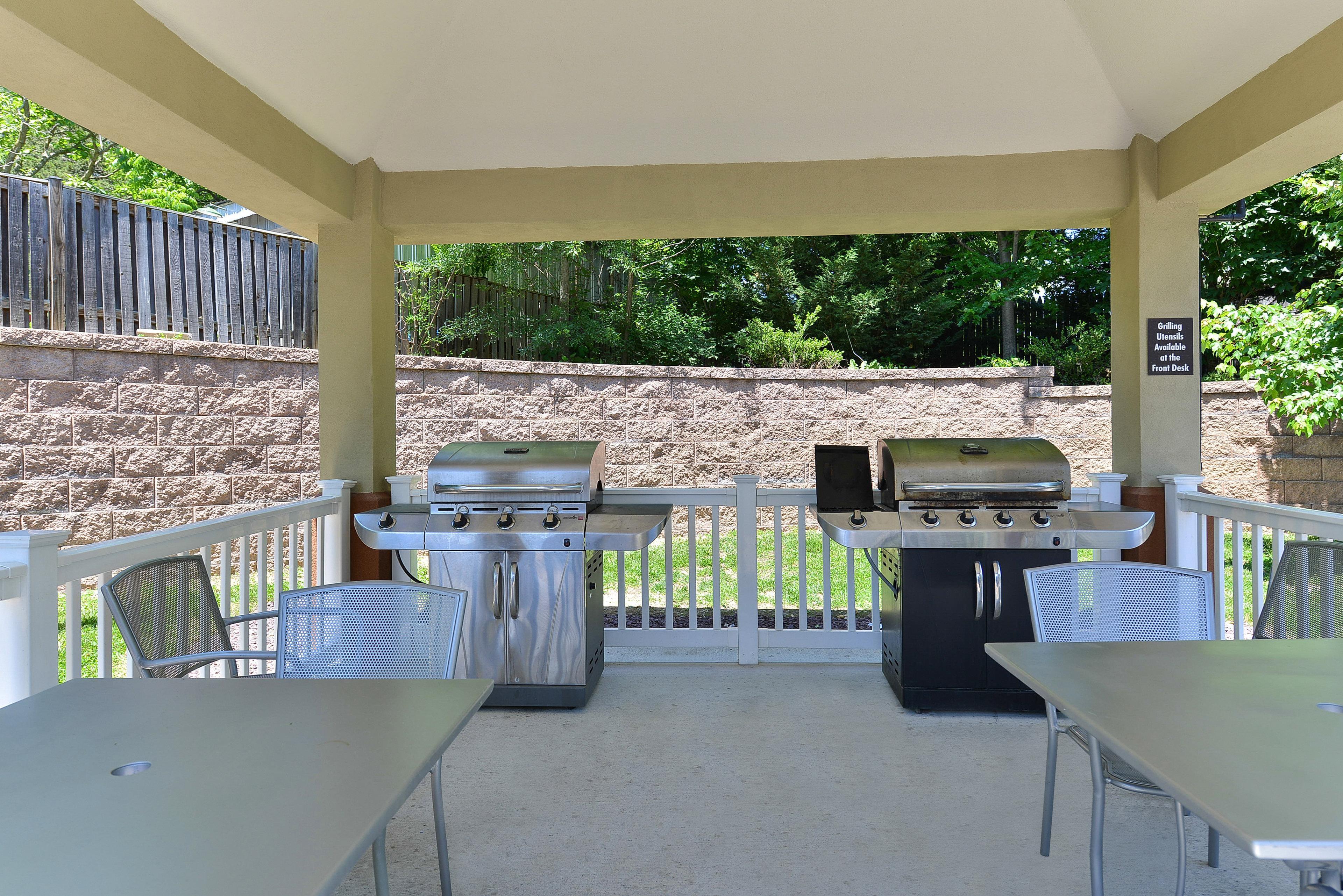 Candlewood Suites Winchester By Ihg Bagian luar foto