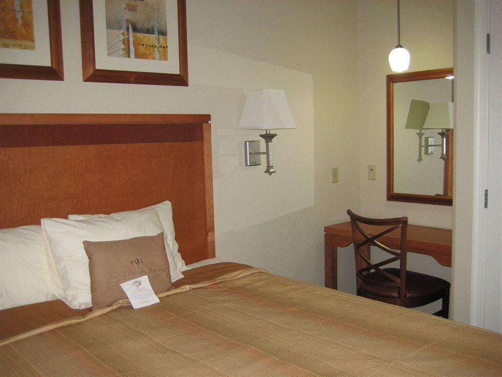 Candlewood Suites Winchester By Ihg Ruang foto